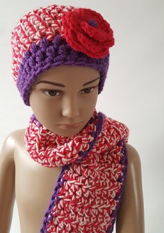 Gebreide meisjes peuter/kindermuts met sjaal