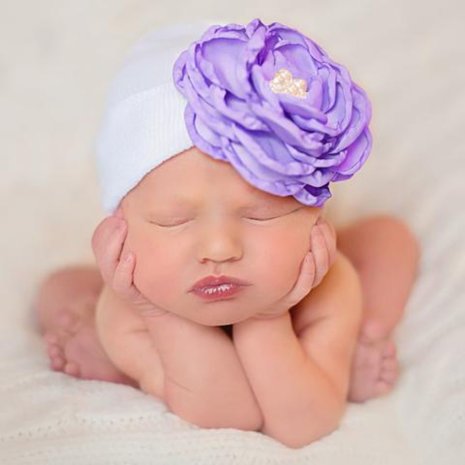 Newborn prinses babymutsje met strass bloem